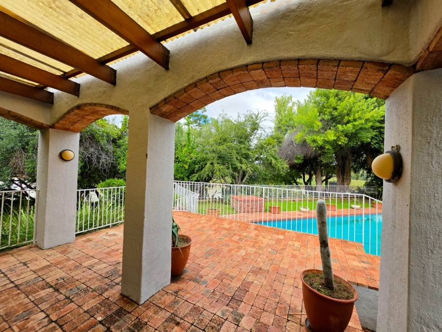 4 Bedroom Property for Sale in Middelpos Northern Cape